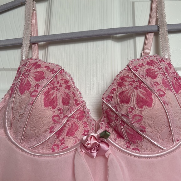 Vintage  Delicates Pink floral Embroidered sheer slip lingerie dress Size Medium - Picture 2 of 5